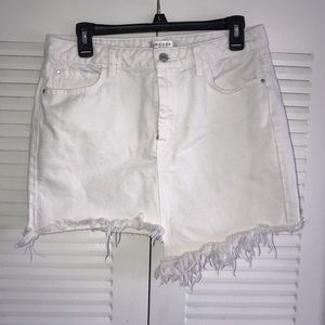 guess brand white patch jean skirt